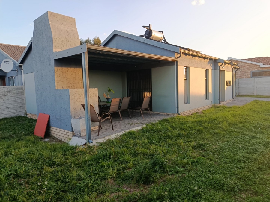 3 Bedroom Property for Sale in Fairview Eastern Cape